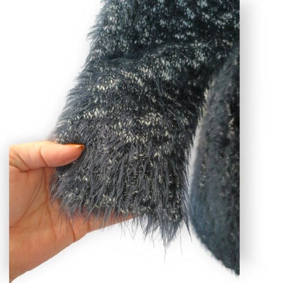 Express Oversized Fuzzy Eyelash Knit Open Front Cardigan Sweater Black Sz Medium - Picture 7 of 9